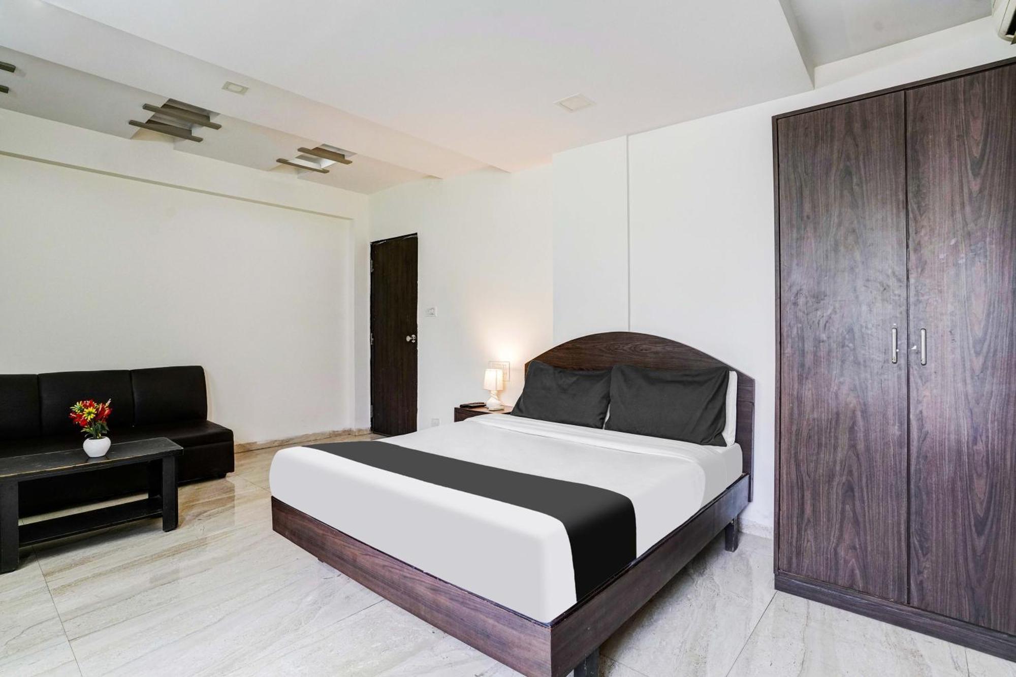 Super Hotel O Nashik Near Vijay Mamta Theatre Formerly Sahara Inn Εξωτερικό φωτογραφία