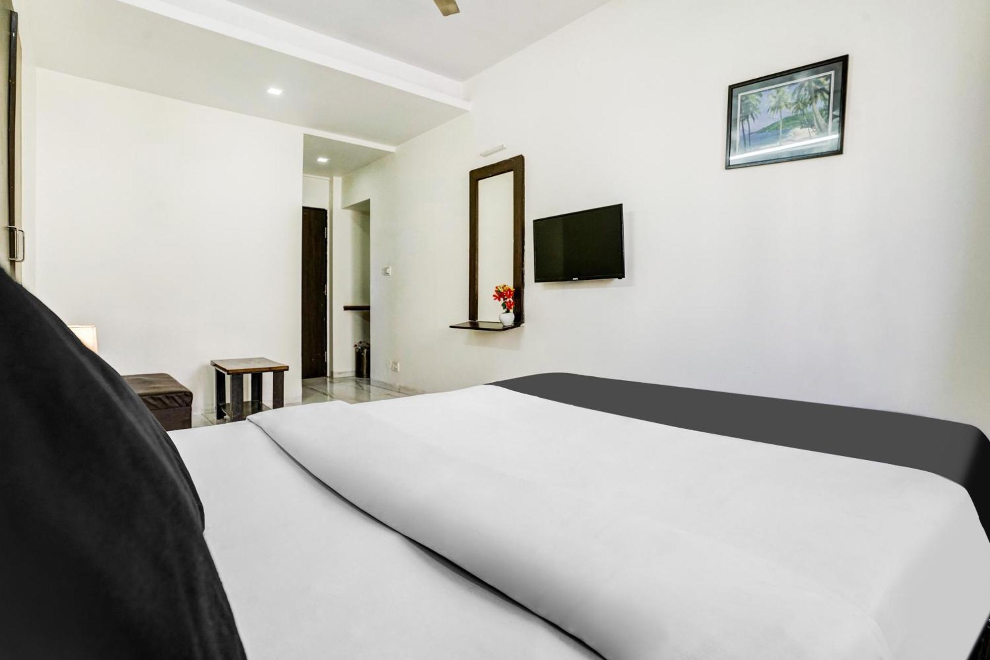 Super Hotel O Nashik Near Vijay Mamta Theatre Formerly Sahara Inn Εξωτερικό φωτογραφία