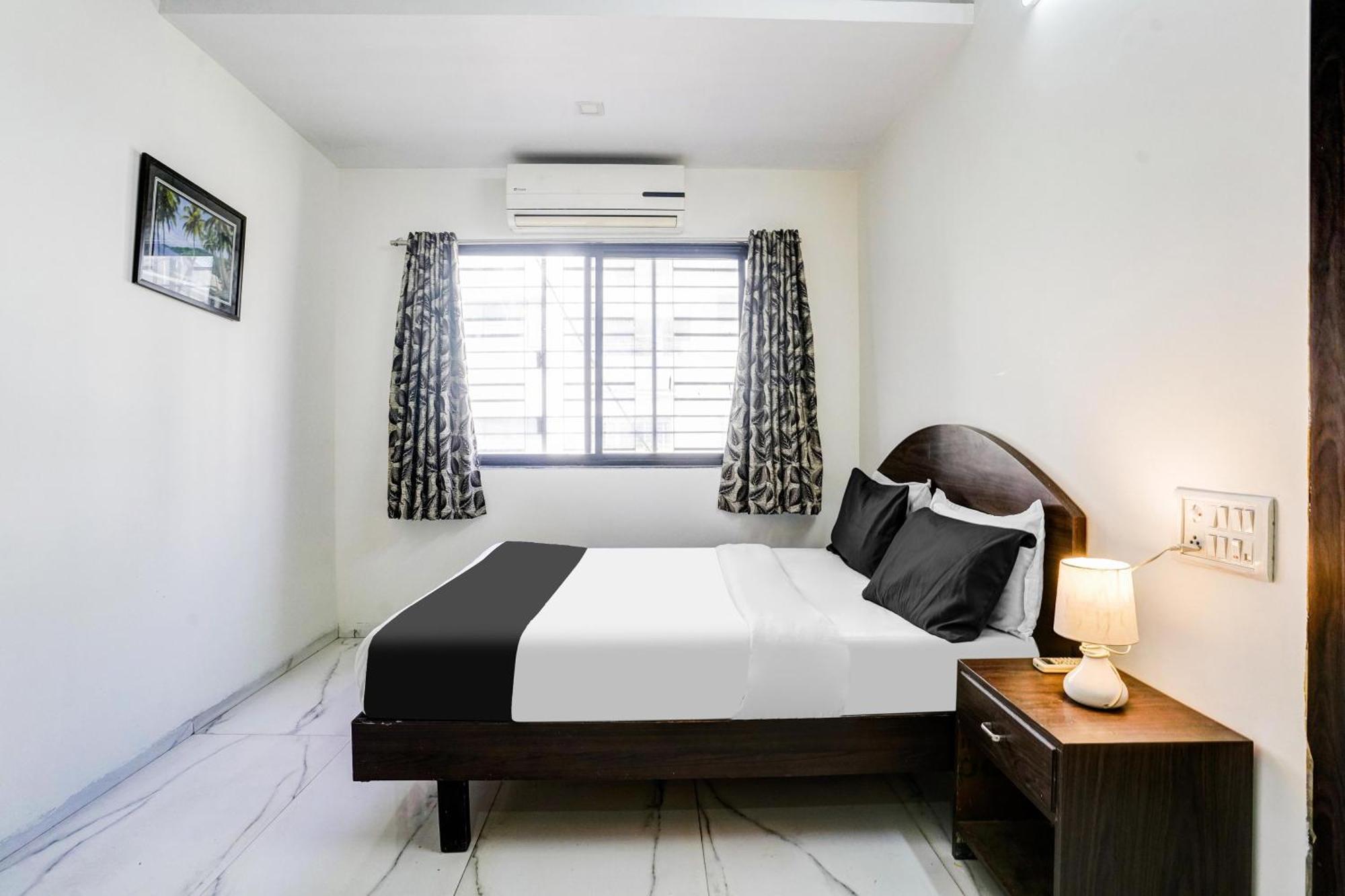 Super Hotel O Nashik Near Vijay Mamta Theatre Formerly Sahara Inn Εξωτερικό φωτογραφία