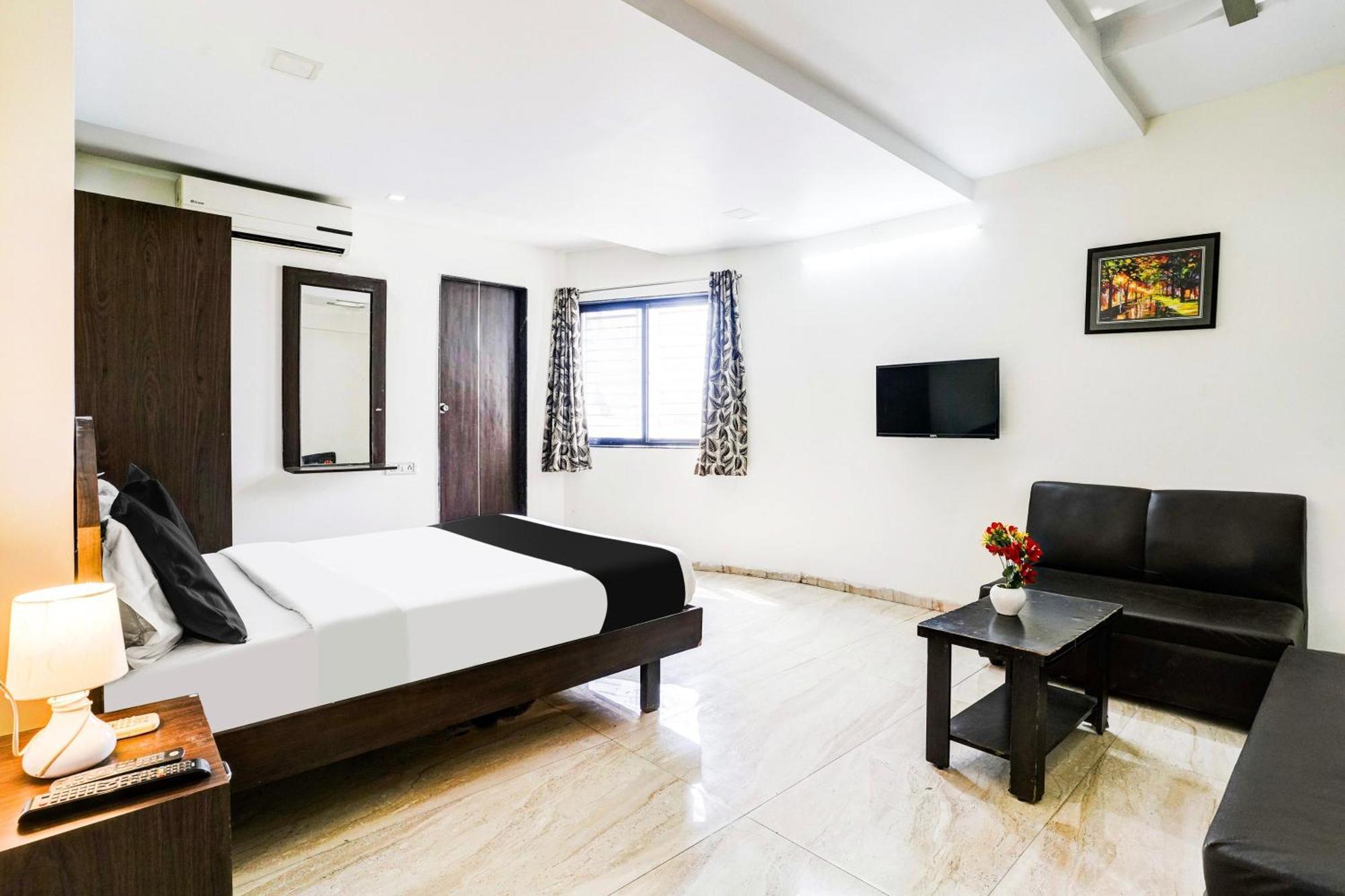 Super Hotel O Nashik Near Vijay Mamta Theatre Formerly Sahara Inn Εξωτερικό φωτογραφία